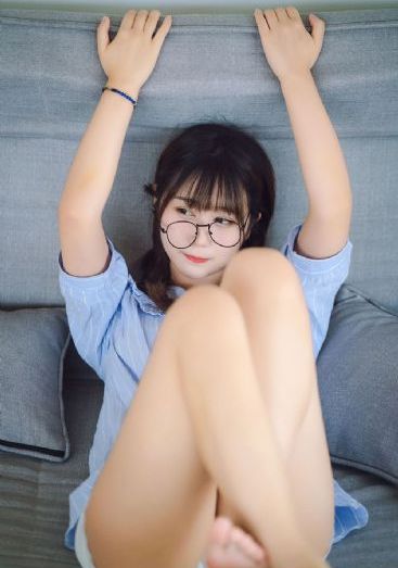 欧美闺蜜头像三张_720免费高清观看