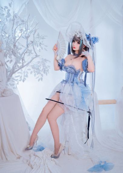 欧美女生头像黑白_720免费全集观看
