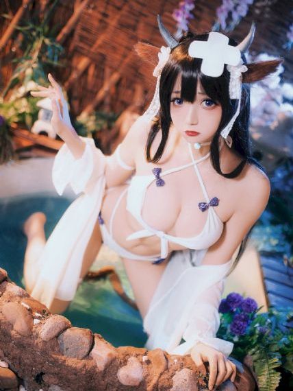 欧美女孩去印度被围观_DVD神马影院在线