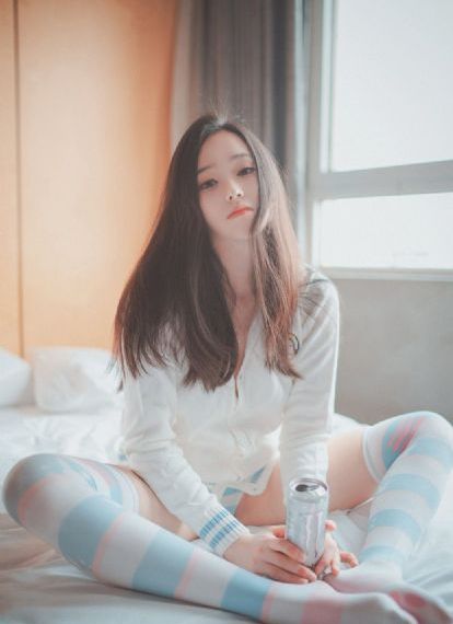 偷拍自拍国产精品_高清完整版BD