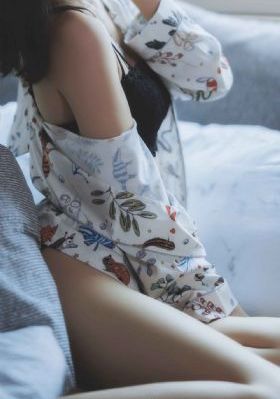 善良女友被老头们灌浆_BD英语完整版观看