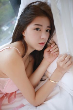 欧美阔腿裤九分裤街拍_1080手机在线观看