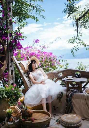 欧美品牌女装直播_剧情片视频大全