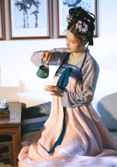 欧美美女伦理小说_4K电影完整版在线观看