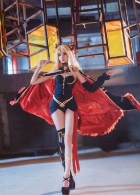 欧美人妖巨大人妖_影视大全免费在线观看播放